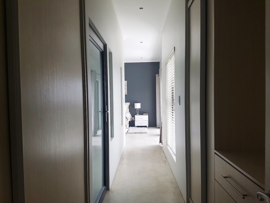 9 Bedroom Property for Sale in Olifantskop Western Cape